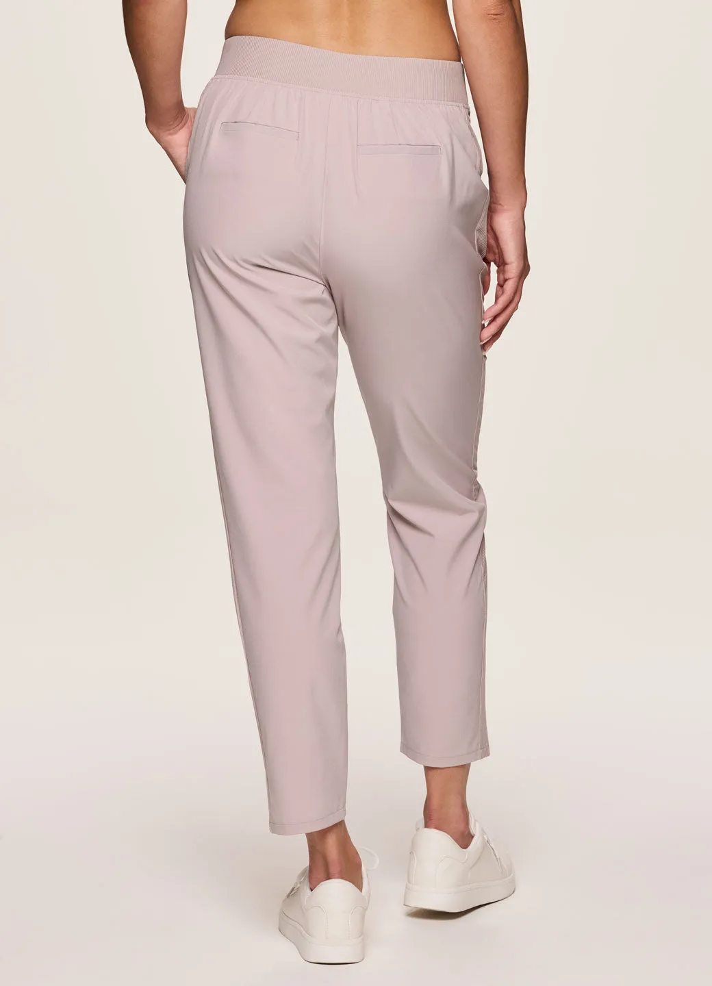 Everyday Ribbed Ankle Pant