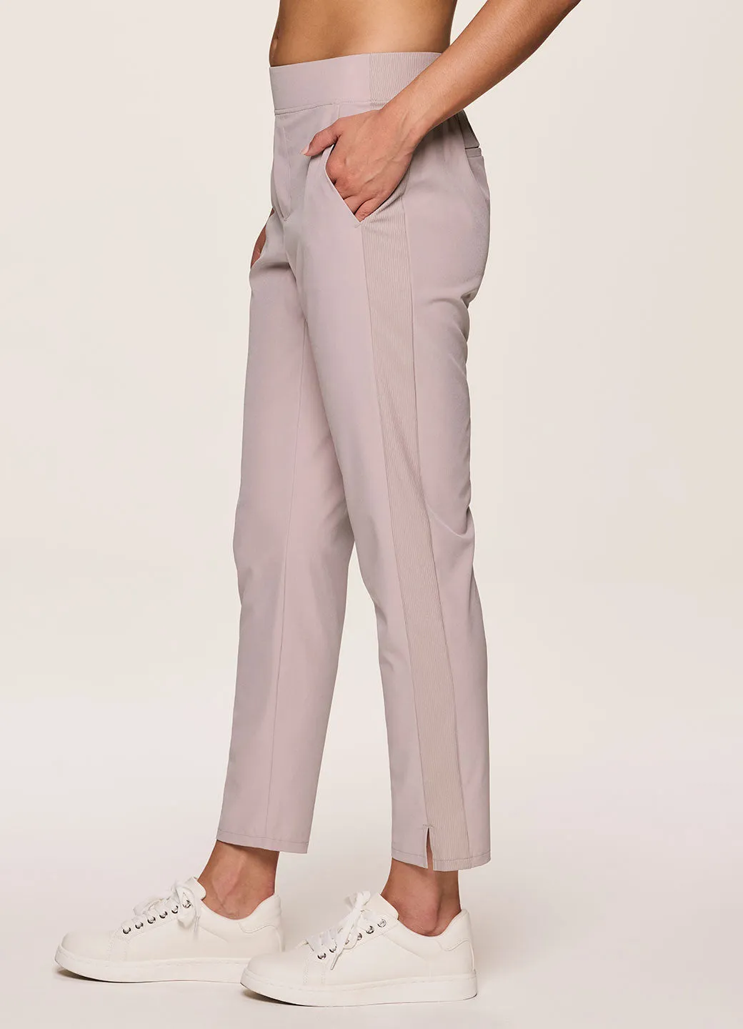 Everyday Ribbed Ankle Pant