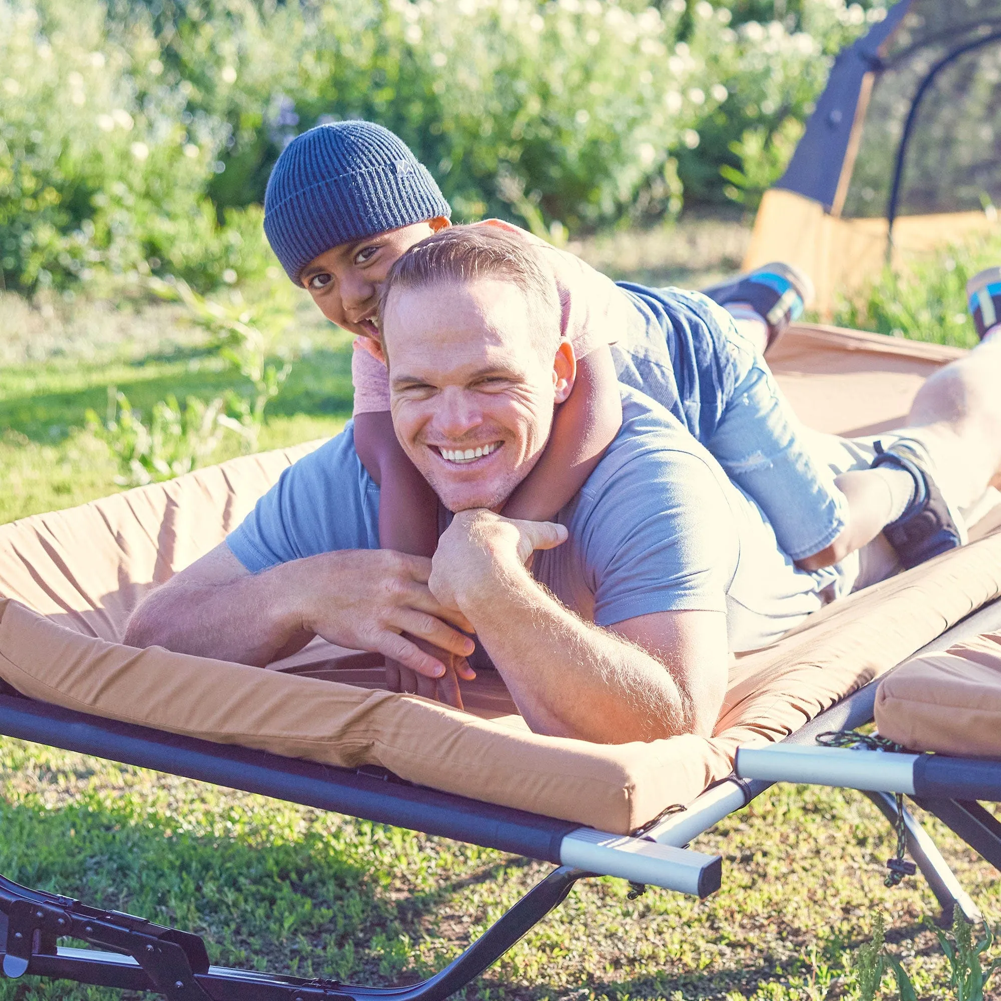 Outfitter XXL Camp Cot with Pivot Arm